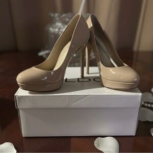ALDO Women's Beige Patent Heels